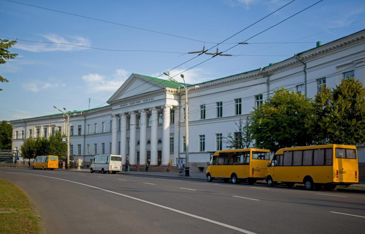 Modern Apartmetns In Town Center Poltava Buitenkant foto
